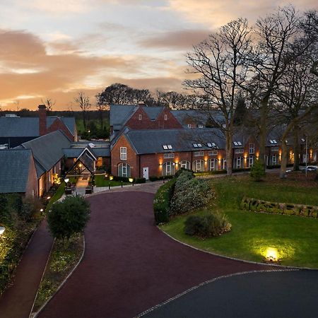 Delta Hotels By Marriott Worsley Park Country Club Exterior photo