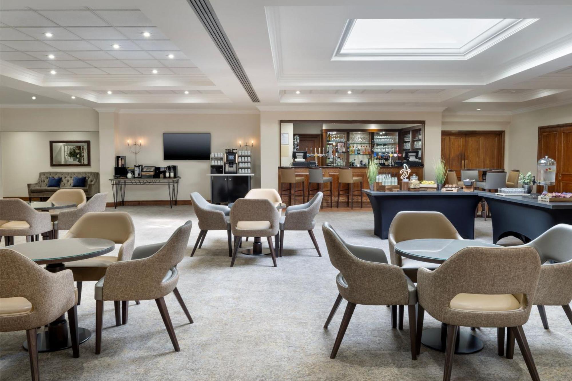 Delta Hotels By Marriott Worsley Park Country Club Exterior photo
