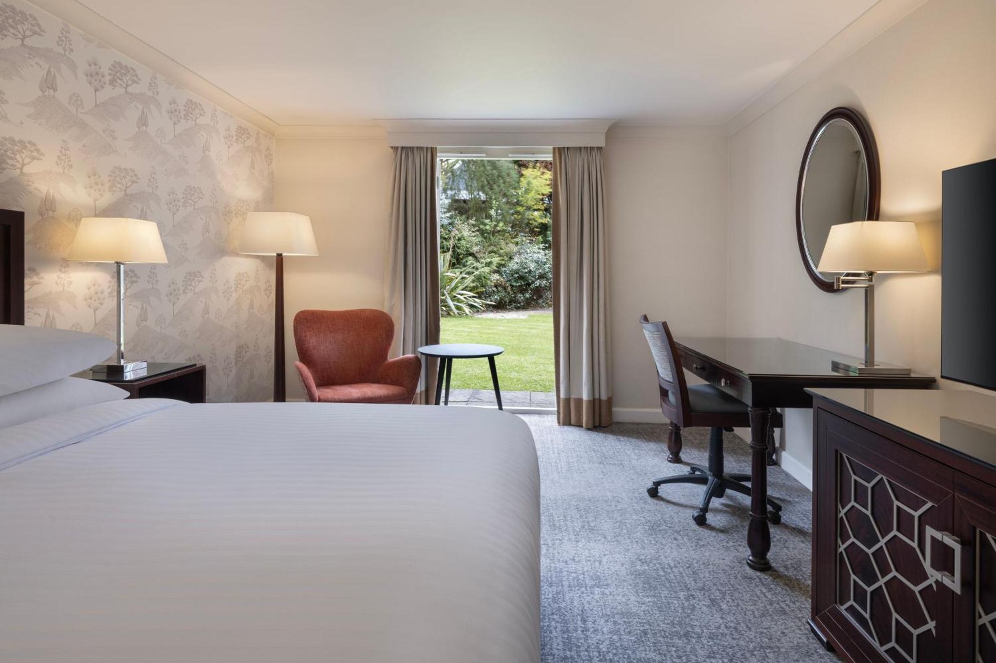 Delta Hotels By Marriott Worsley Park Country Club Exterior photo